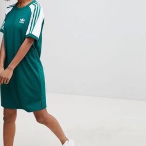 Adidas raglan dress green NWT